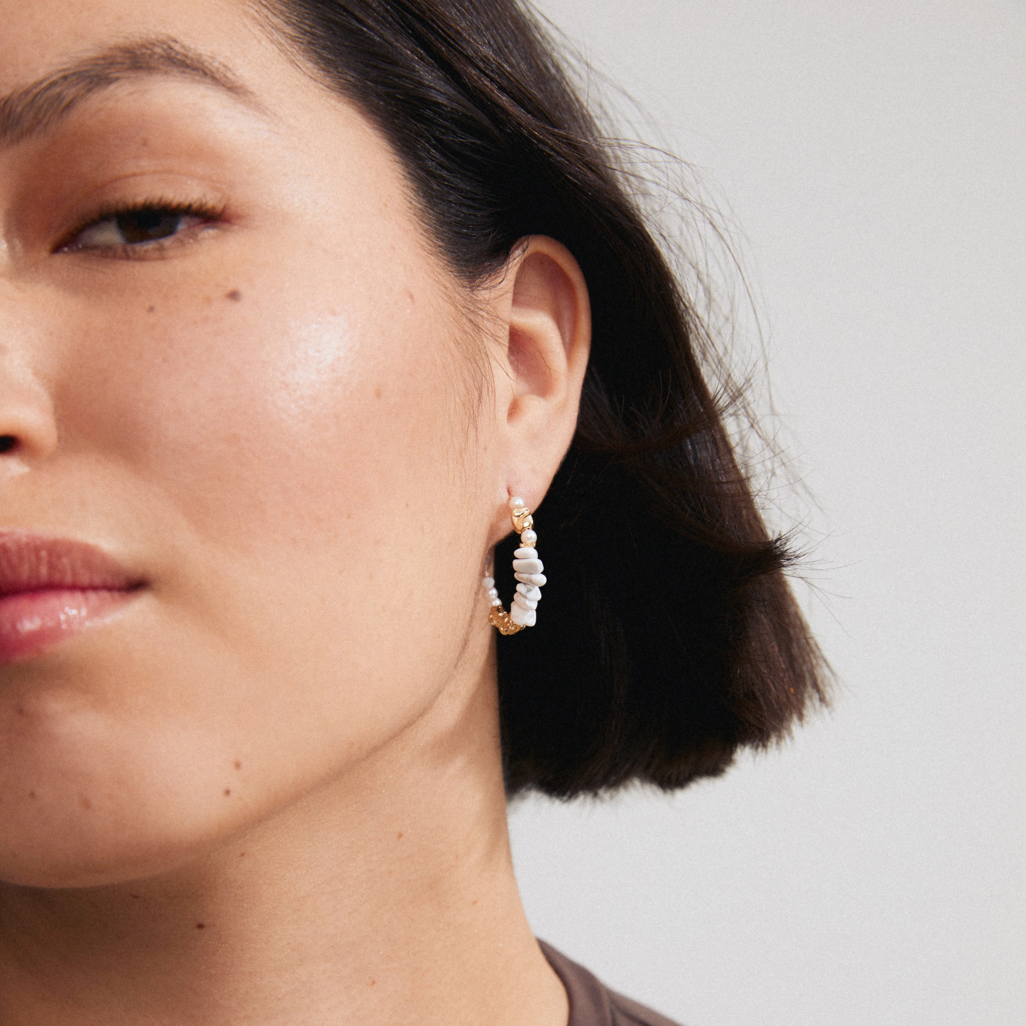 FORCE hoop earrings white/gold-plated