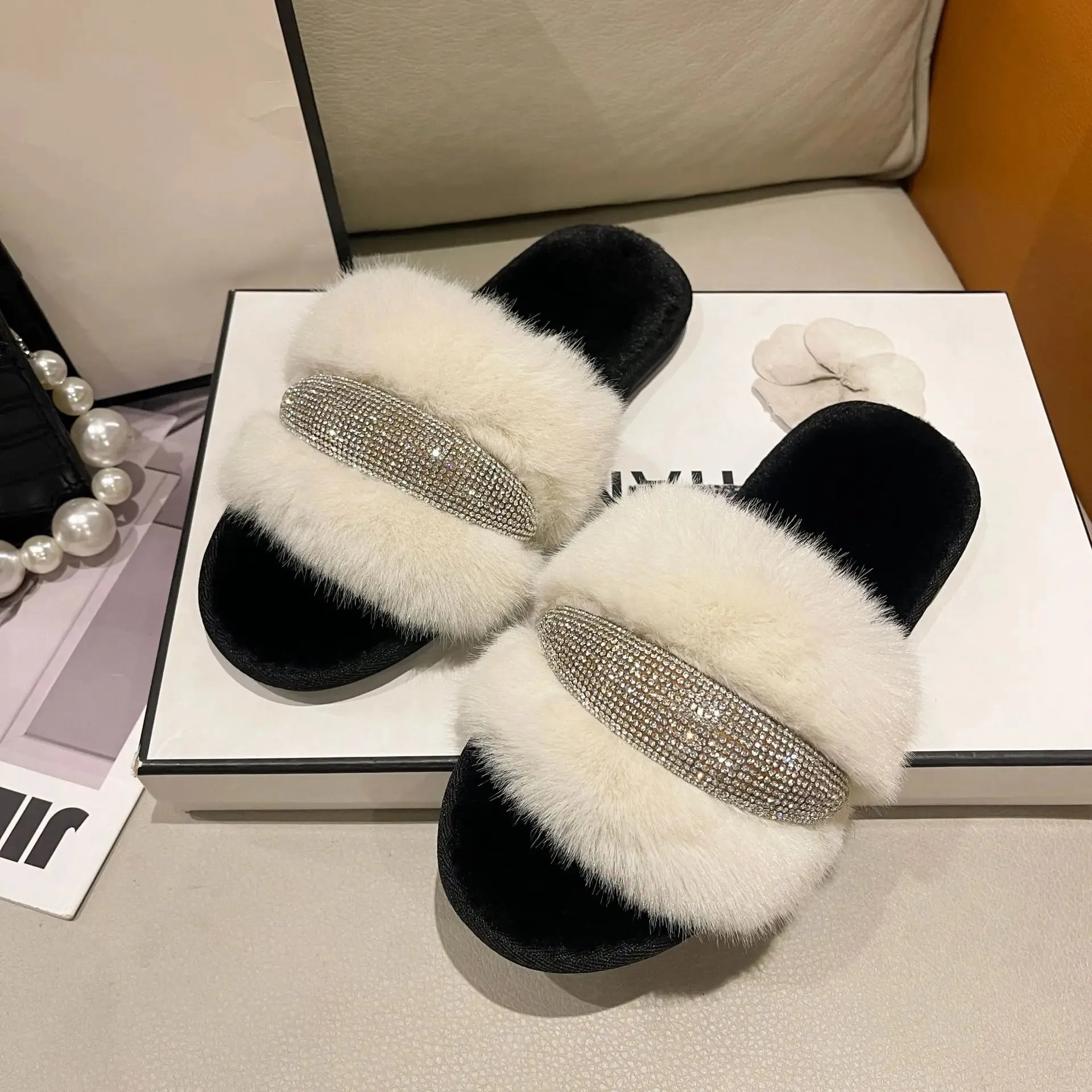 Fur Slippers with Rhinestones for Women